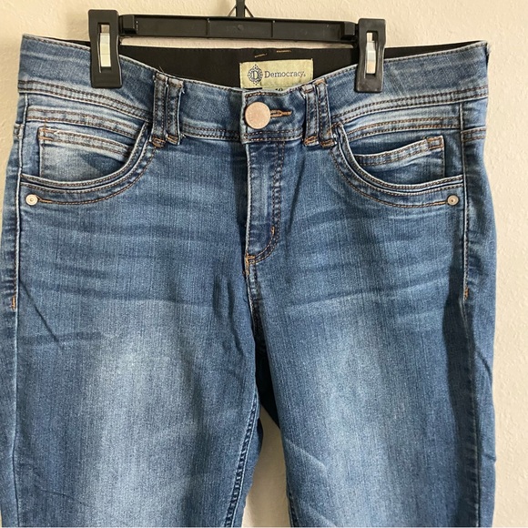 Womens Democracy Jeans Absolution Mid Rise
Skinny Leg Dark Wash Blue Denim - Picture 4 of 10